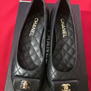 Chanel Black Quilted Women's Flats